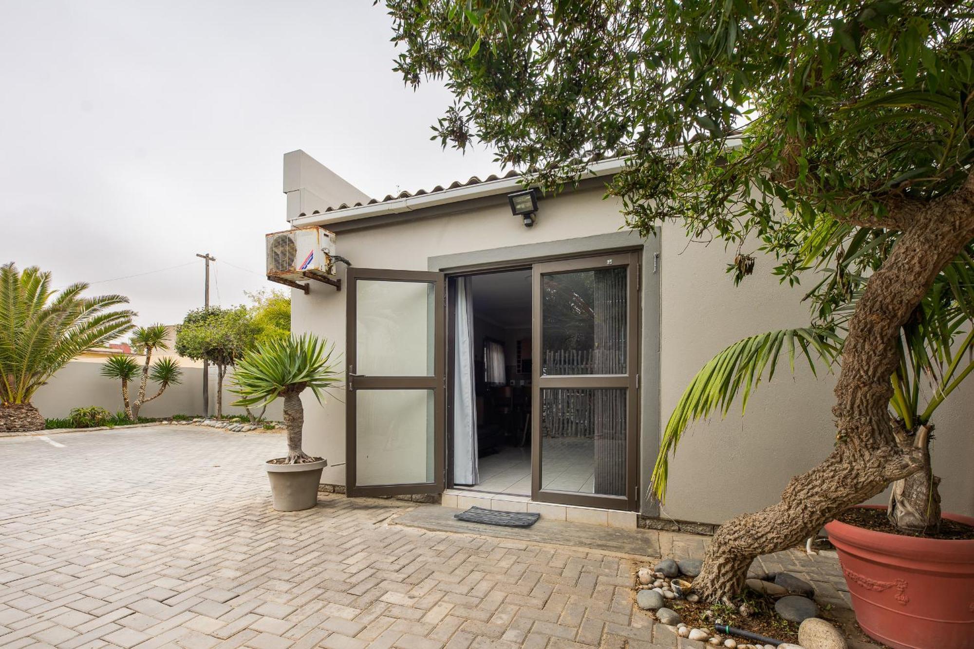 Guesthouse Fischreiher B&B Swakopmund Esterno foto