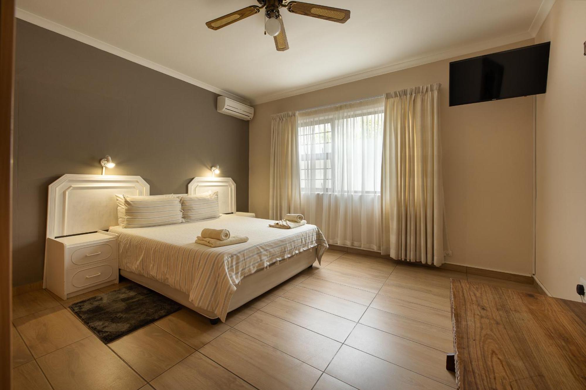 Guesthouse Fischreiher B&B Swakopmund Esterno foto