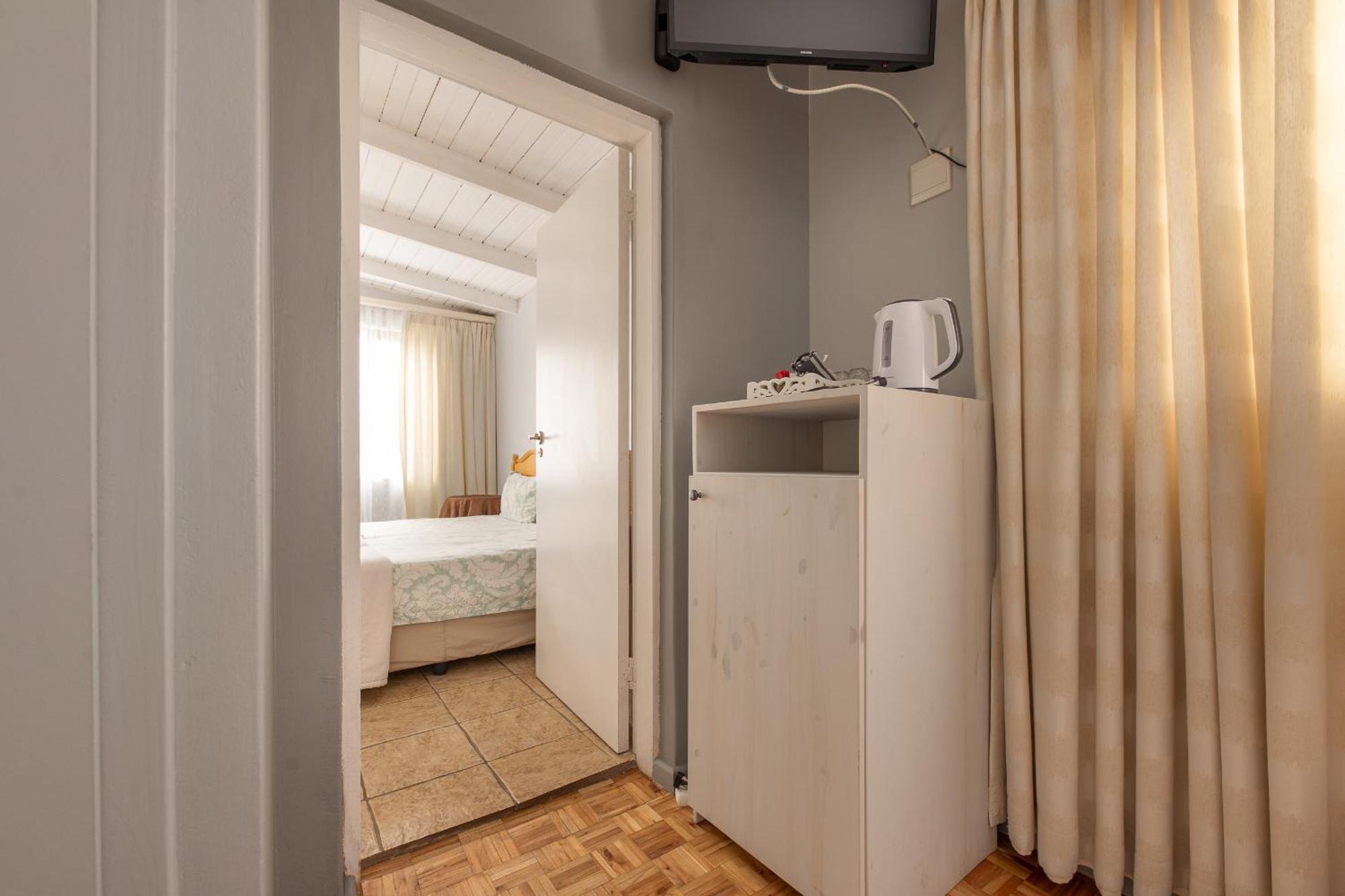 Guesthouse Fischreiher B&B Swakopmund Esterno foto