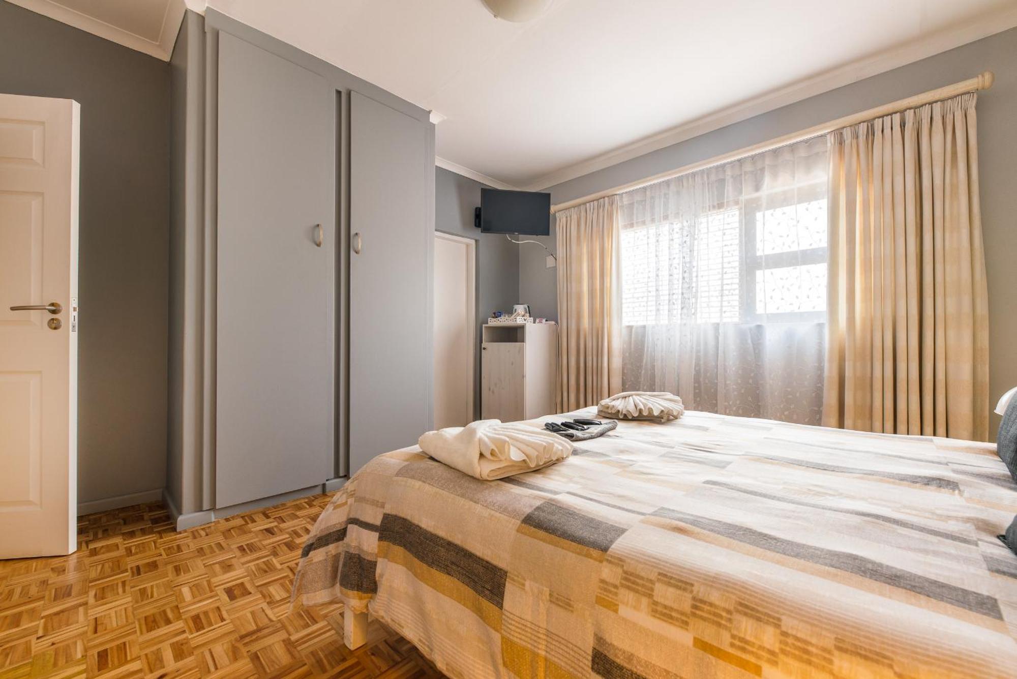 Guesthouse Fischreiher B&B Swakopmund Esterno foto