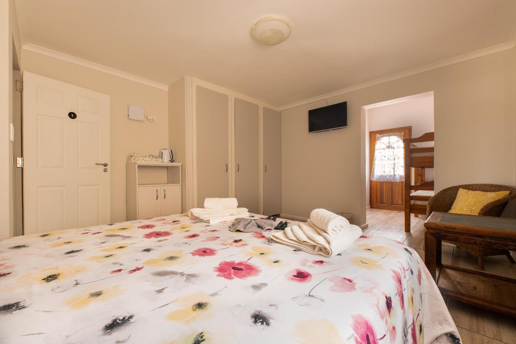 Guesthouse Fischreiher B&B Swakopmund Esterno foto